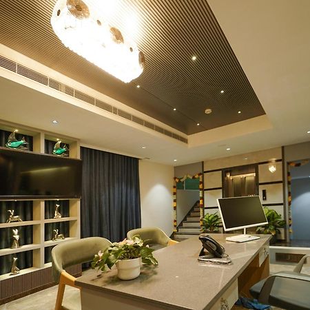 Hotel Park Inn Nellore - Near The Hospital & Highway Bagian luar foto