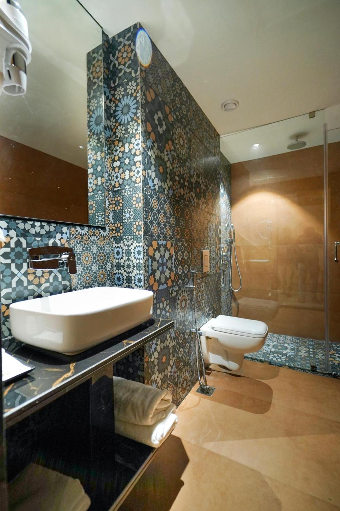Hotel Park Inn Nellore - Near The Hospital & Highway Bagian luar foto