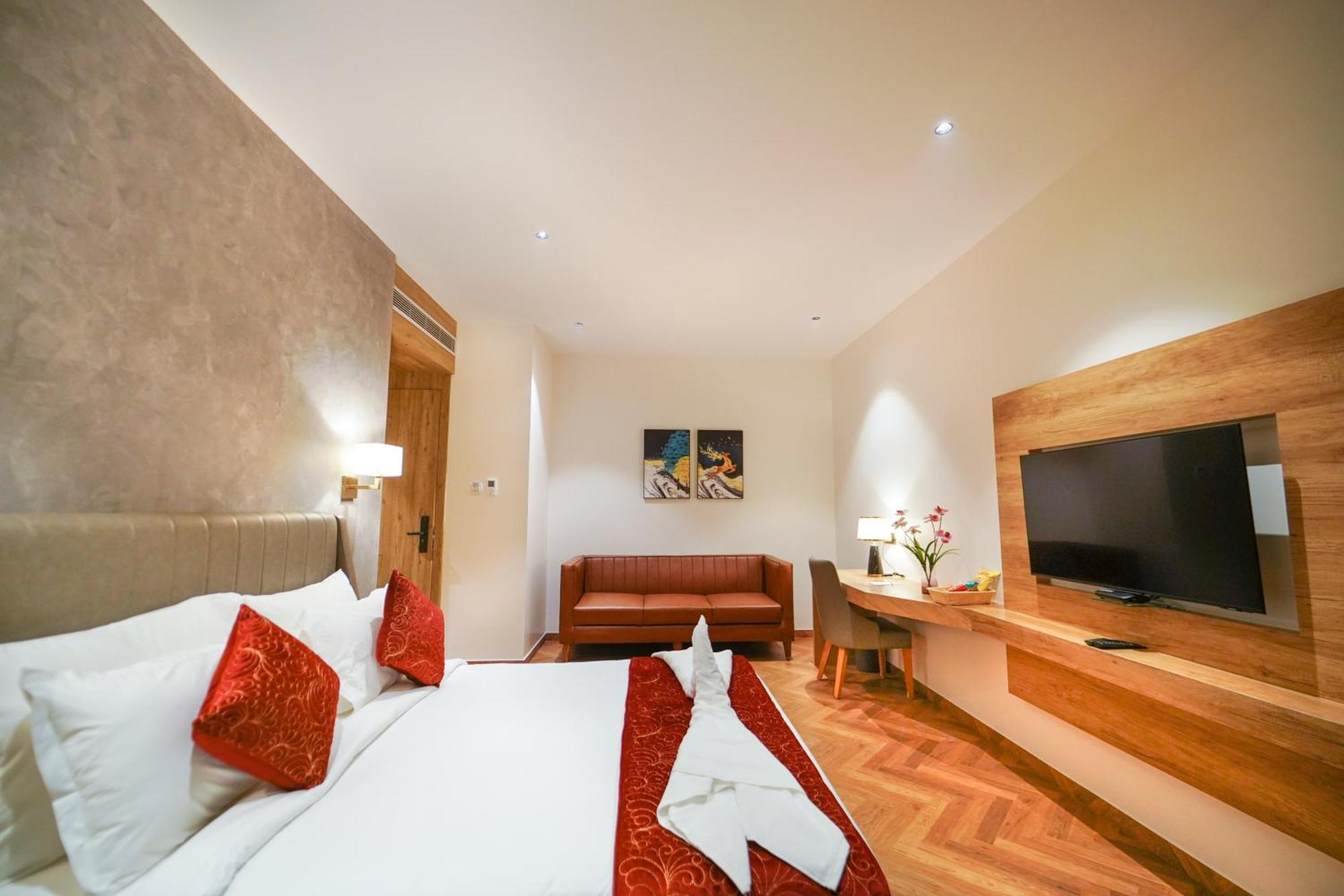 Hotel Park Inn Nellore - Near The Hospital & Highway Bagian luar foto